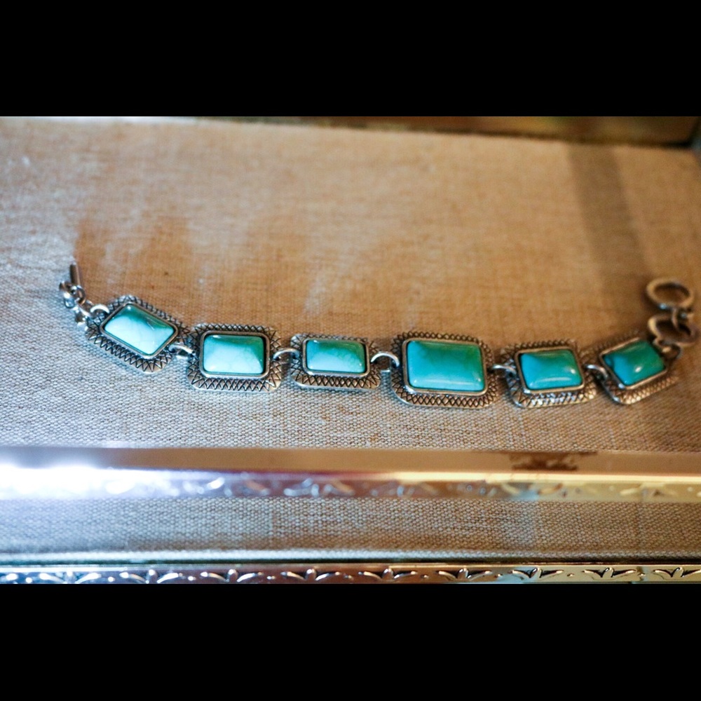 Turquoise and silver toggle bracelet